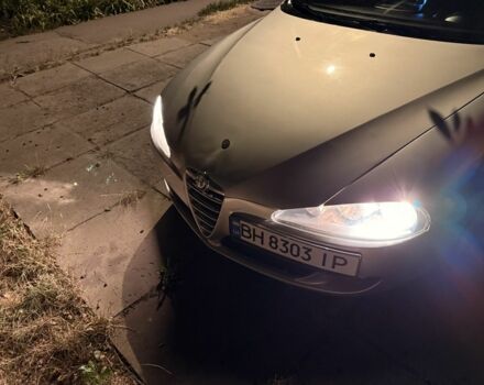 Серый Альфа Ромео 147, объемом двигателя 1.9 л и пробегом 285 тыс. км за 3500 $, фото 7 на Automoto.ua