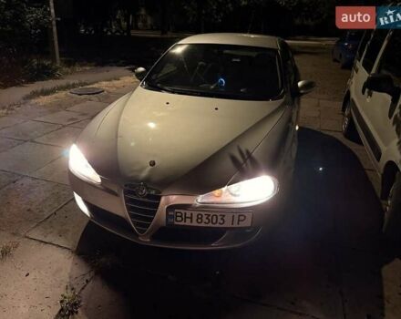 Серый Альфа Ромео 147, объемом двигателя 1.9 л и пробегом 285 тыс. км за 3500 $, фото 5 на Automoto.ua