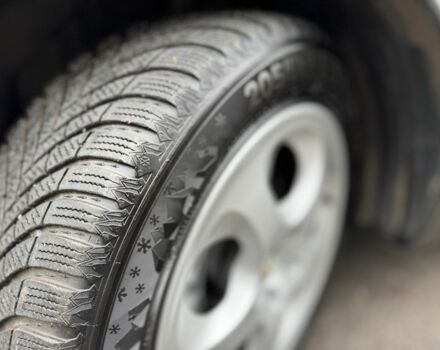 Сірий Альфа Ромео 147, об'ємом двигуна 1.9 л та пробігом 299 тис. км за 1999 $, фото 12 на Automoto.ua