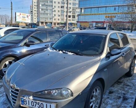 Сірий Альфа Ромео 147, об'ємом двигуна 1.6 л та пробігом 296 тис. км за 4200 $, фото 7 на Automoto.ua
