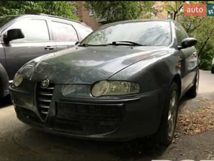 Альфа Ромео 147 2001 в Киеве на Automoto.ua Серый Альфа Ромео 147, объемом двигателя 2 л и пробегом 150 тыс. км за 4500 $, фото 1 на Automoto.ua