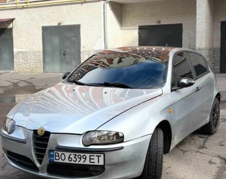 Серый Альфа Ромео 147, объемом двигателя 1.6 л и пробегом 100 тыс. км за 3000 $, фото 1 на Automoto.ua