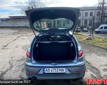 Синій Альфа Ромео 147, об'ємом двигуна 1.6 л та пробігом 274 тис. км за 2800 $, фото 7 на Automoto.ua