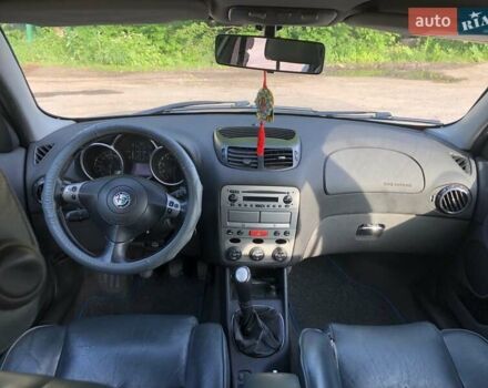 Синий Альфа Ромео 147, объемом двигателя 1.6 л и пробегом 268 тыс. км за 2550 $, фото 12 на Automoto.ua