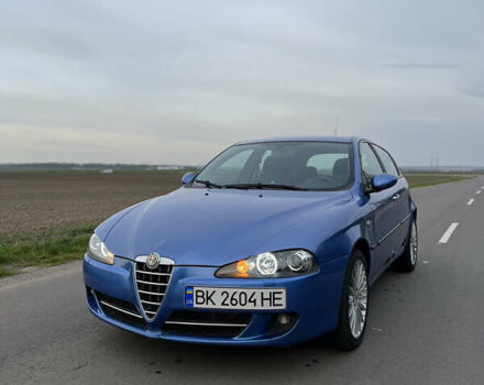 Синий Альфа Ромео 147, объемом двигателя 1.6 л и пробегом 270 тыс. км за 4100 $, фото 1 на Automoto.ua