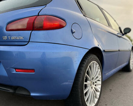 Синий Альфа Ромео 147, объемом двигателя 1.6 л и пробегом 270 тыс. км за 4100 $, фото 12 на Automoto.ua