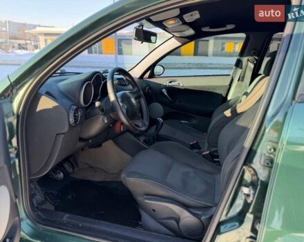 Зеленый Альфа Ромео 147, объемом двигателя 1.6 л и пробегом 232 тыс. км за 4200 $, фото 13 на Automoto.ua