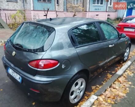 Зеленый Альфа Ромео 147, объемом двигателя 1.6 л и пробегом 255 тыс. км за 1600 $, фото 6 на Automoto.ua