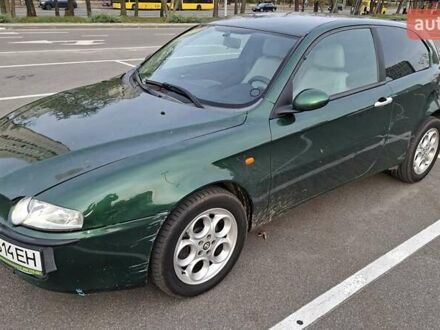 Зеленый Альфа Ромео 147, объемом двигателя 1.6 л и пробегом 189 тыс. км за 3500 $, фото 1 на Automoto.ua