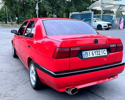 Червоний Альфа Ромео 155, об'ємом двигуна 2 л та пробігом 209 тис. км за 1100 $, фото 3 на Automoto.ua