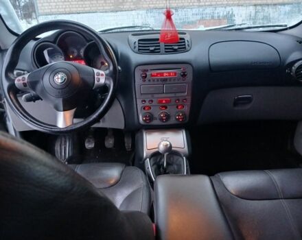 Сірий Альфа Ромео 155, об'ємом двигуна 2 л та пробігом 190 тис. км за 3950 $, фото 10 на Automoto.ua