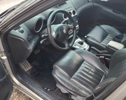 Бежевий Альфа Ромео 156, об'ємом двигуна 2 л та пробігом 201 тис. км за 2500 $, фото 11 на Automoto.ua