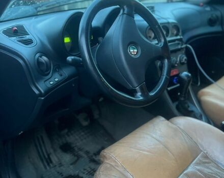 Червоний Альфа Ромео 156, об'ємом двигуна 2 л та пробігом 291 тис. км за 1806 $, фото 7 на Automoto.ua