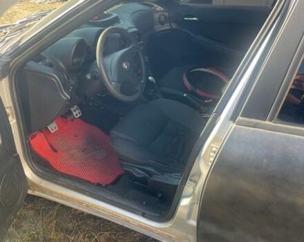 Серый Альфа Ромео 156, объемом двигателя 1.91 л и пробегом 400 тыс. км за 2000 $, фото 7 на Automoto.ua