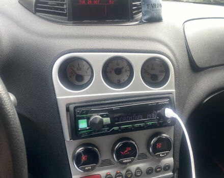 Сірий Альфа Ромео 156, об'ємом двигуна 2 л та пробігом 264 тис. км за 3200 $, фото 5 на Automoto.ua