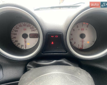 Сірий Альфа Ромео 156, об'ємом двигуна 2 л та пробігом 264 тис. км за 3200 $, фото 8 на Automoto.ua