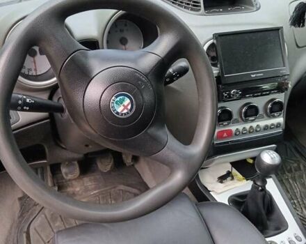 Сірий Альфа Ромео 156, об'ємом двигуна 1.9 л та пробігом 263 тис. км за 4200 $, фото 3 на Automoto.ua