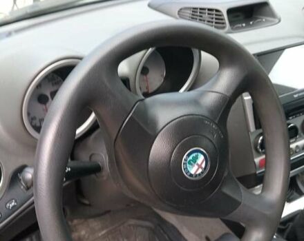 Сірий Альфа Ромео 156, об'ємом двигуна 1.9 л та пробігом 263 тис. км за 4200 $, фото 4 на Automoto.ua