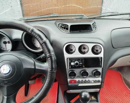 Серый Альфа Ромео 156, объемом двигателя 1.9 л и пробегом 300 тыс. км за 2999 $, фото 11 на Automoto.ua