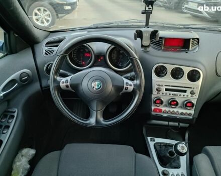 Синий Альфа Ромео 156, объемом двигателя 2 л и пробегом 138 тыс. км за 3890 $, фото 15 на Automoto.ua