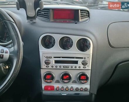 Альфа Ромео 156 2002 в Харькове на Automoto.ua Синий Альфа Ромео 156, объемом двигателя 2 л и пробегом 138 тыс. км за 3890 $, фото 16 на Automoto.ua