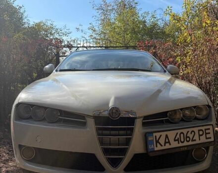 Білий Альфа Ромео 159, об'ємом двигуна 2.2 л та пробігом 108 тис. км за 5000 $, фото 2 на Automoto.ua