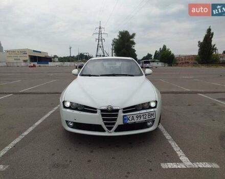 Білий Альфа Ромео 159, об'ємом двигуна 2.2 л та пробігом 125 тис. км за 7500 $, фото 5 на Automoto.ua