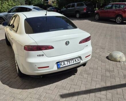 Білий Альфа Ромео 159, об'ємом двигуна 2.2 л та пробігом 128 тис. км за 5850 $, фото 8 на Automoto.ua