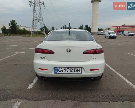 Білий Альфа Ромео 159, об'ємом двигуна 2.2 л та пробігом 125 тис. км за 7500 $, фото 9 на Automoto.ua