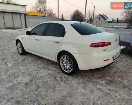 Белый Альфа Ромео 159, объемом двигателя 2.2 л и пробегом 130 тыс. км за 5000 $, фото 4 на Automoto.ua