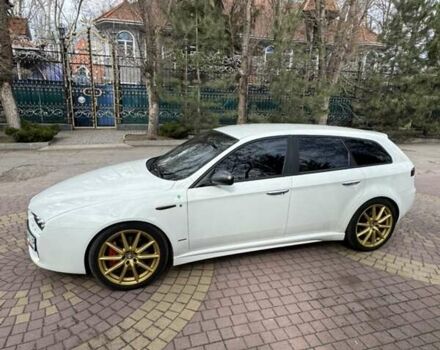 Білий Альфа Ромео 159, об'ємом двигуна 2.39 л та пробігом 214 тис. км за 11000 $, фото 2 на Automoto.ua