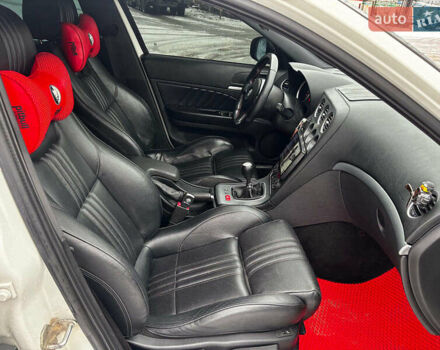 Білий Альфа Ромео 159, об'ємом двигуна 2.4 л та пробігом 216 тис. км за 10590 $, фото 15 на Automoto.ua