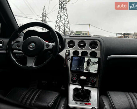 Білий Альфа Ромео 159, об'ємом двигуна 2.4 л та пробігом 216 тис. км за 10590 $, фото 14 на Automoto.ua