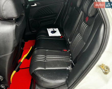 Білий Альфа Ромео 159, об'ємом двигуна 2.4 л та пробігом 216 тис. км за 10590 $, фото 13 на Automoto.ua