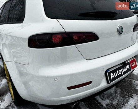 Білий Альфа Ромео 159, об'ємом двигуна 2.4 л та пробігом 216 тис. км за 10590 $, фото 11 на Automoto.ua