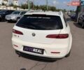 Белый Альфа Ромео 159, объемом двигателя 1.96 л и пробегом 237 тыс. км за 7300 $, фото 29 на Automoto.ua
