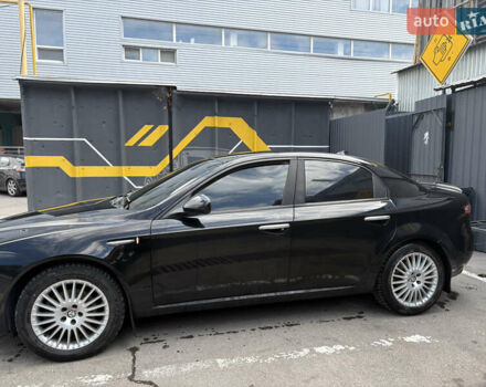 Чорний Альфа Ромео 159, об'ємом двигуна 2.2 л та пробігом 216 тис. км за 6500 $, фото 2 на Automoto.ua