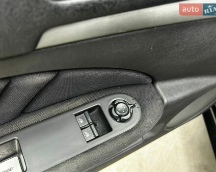 Чорний Альфа Ромео 159, об'ємом двигуна 1.91 л та пробігом 243 тис. км за 8000 $, фото 10 на Automoto.ua