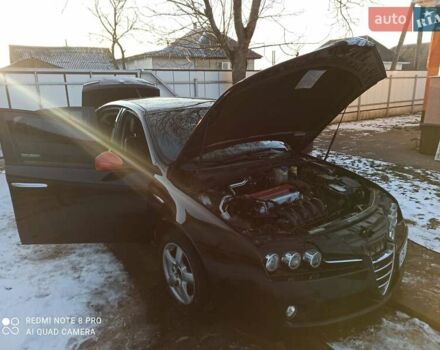 Чорний Альфа Ромео 159, об'ємом двигуна 1.9 л та пробігом 188 тис. км за 6120 $, фото 11 на Automoto.ua