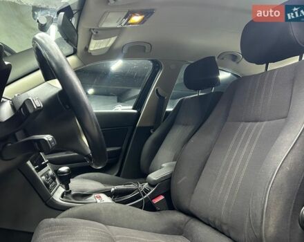 Чорний Альфа Ромео 159, об'ємом двигуна 1.91 л та пробігом 243 тис. км за 8000 $, фото 8 на Automoto.ua