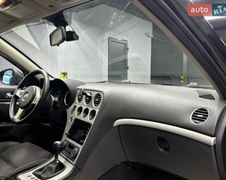 Чорний Альфа Ромео 159, об'ємом двигуна 1.91 л та пробігом 243 тис. км за 8000 $, фото 19 на Automoto.ua