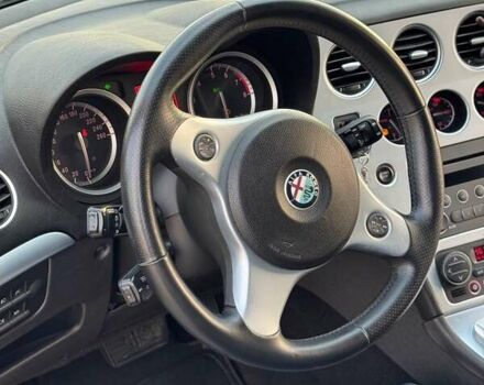 Черный Альфа Ромео 159, объемом двигателя 3.2 л и пробегом 134 тыс. км за 8000 $, фото 6 на Automoto.ua