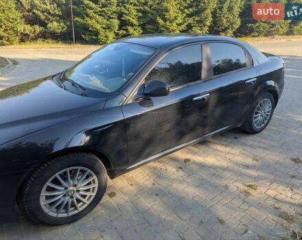 Чорний Альфа Ромео 159, об'ємом двигуна 2.2 л та пробігом 251 тис. км за 6000 $, фото 7 на Automoto.ua