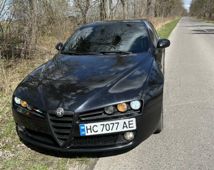 Чорний Альфа Ромео 159, об'ємом двигуна 2.2 л та пробігом 240 тис. км за 8000 $, фото 4 на Automoto.ua