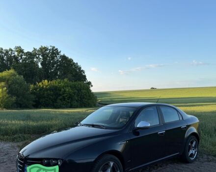 Чорний Альфа Ромео 159, об'ємом двигуна 2.2 л та пробігом 163 тис. км за 8000 $, фото 4 на Automoto.ua