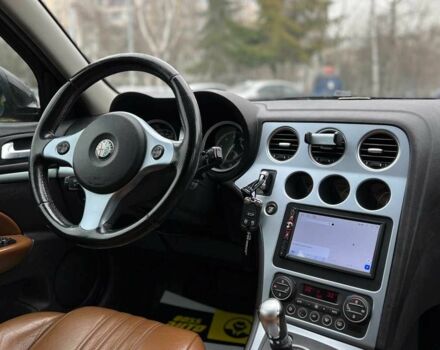 Чорний Альфа Ромео 159, об'ємом двигуна 2.2 л та пробігом 263 тис. км за 8200 $, фото 20 на Automoto.ua