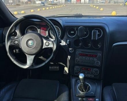 Чорний Альфа Ромео 159, об'ємом двигуна 2.2 л та пробігом 225 тис. км за 7200 $, фото 10 на Automoto.ua