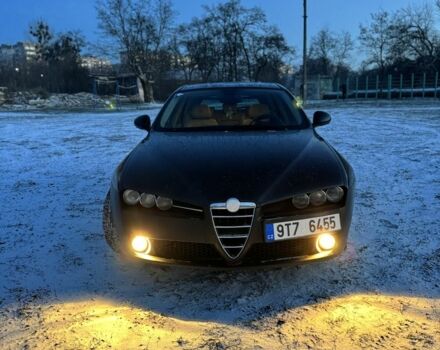 Черный Альфа Ромео 159, объемом двигателя 1.9 л и пробегом 250 тыс. км за 3600 $, фото 1 на Automoto.ua