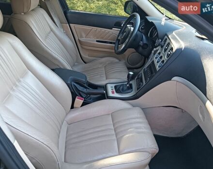 Чорний Альфа Ромео 159, об'ємом двигуна 1.9 л та пробігом 298 тис. км за 5900 $, фото 4 на Automoto.ua