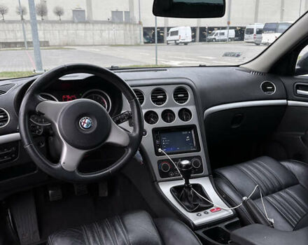 Чорний Альфа Ромео 159, об'ємом двигуна 1.8 л та пробігом 203 тис. км за 6500 $, фото 7 на Automoto.ua